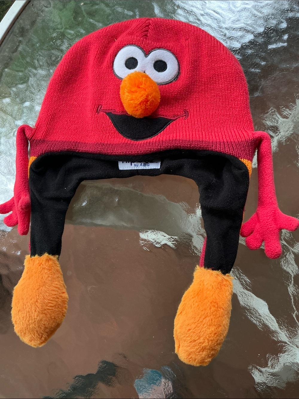 Flipeez ELMO Winter Knit Hat Sesame St  Squeeze and Hands Flap